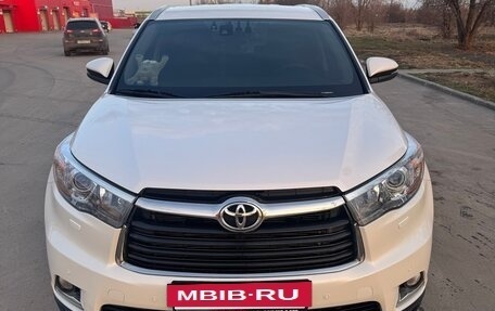 Toyota Highlander III, 2014 год, 3 000 000 рублей, 3 фотография