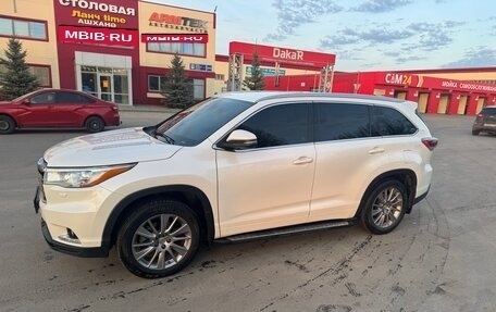 Toyota Highlander III, 2014 год, 3 000 000 рублей, 7 фотография