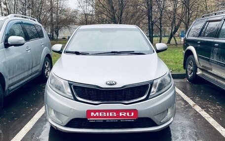 KIA Rio III рестайлинг, 2013 год, 895 000 рублей, 2 фотография