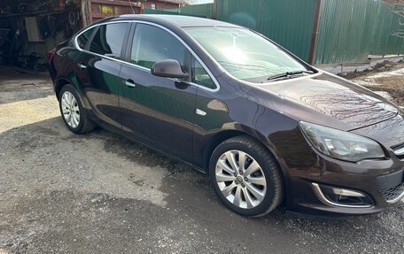 Opel Astra J, 2014 год, 895 000 рублей, 4 фотография