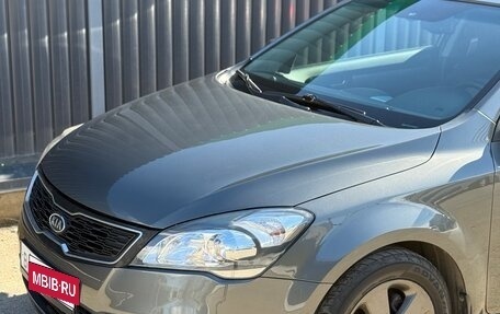 KIA cee'd I рестайлинг, 2011 год, 800 000 рублей, 2 фотография