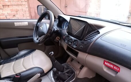 Mitsubishi L200 IV рестайлинг, 2008 год, 1 000 000 рублей, 6 фотография