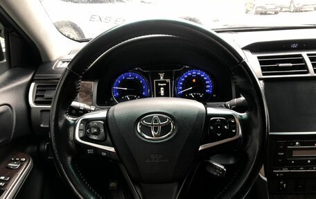 Toyota Camry, 2017 год, 2 450 000 рублей, 12 фотография