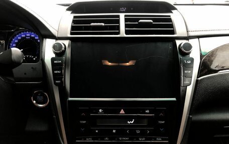 Toyota Camry, 2017 год, 2 450 000 рублей, 14 фотография