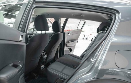 KIA Sportage IV рестайлинг, 2018 год, 1 790 000 рублей, 7 фотография