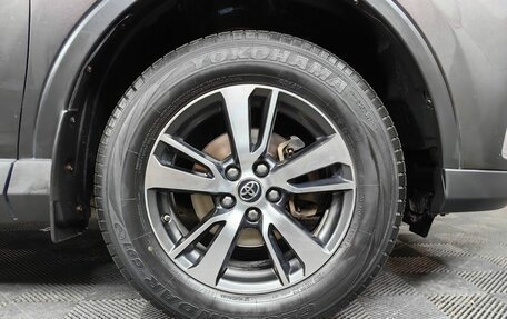 Toyota RAV4, 2018 год, 2 593 000 рублей, 9 фотография