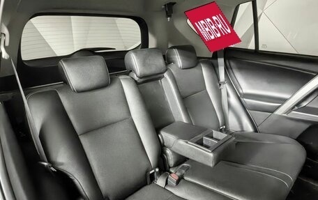 Toyota RAV4, 2018 год, 2 593 000 рублей, 15 фотография