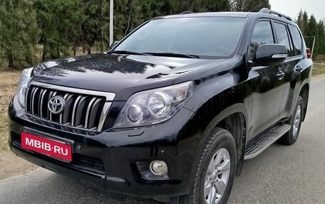 Toyota Land Cruiser Prado 150 рестайлинг 2, 2012 год, 3 000 000 рублей, 1 фотография