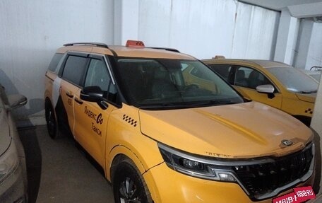 KIA Carnival III, 2021 год, 2 200 000 рублей, 1 фотография