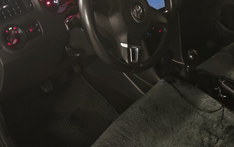 Volkswagen Polo VI (EU Market), 2012 год, 700 000 рублей, 8 фотография