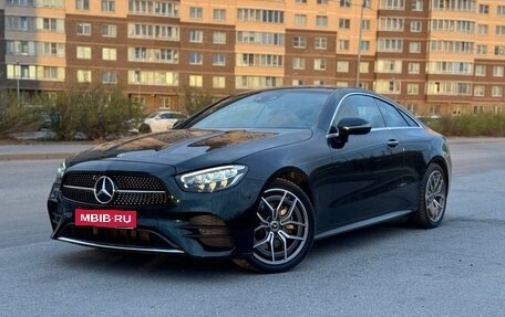 Mercedes-Benz E-Класс, 2022 год, 7 200 000 рублей, 1 фотография