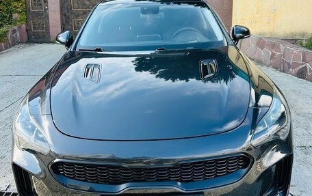 KIA Stinger I, 2018 год, 2 600 000 рублей, 2 фотография