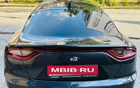 KIA Stinger I, 2018 год, 2 600 000 рублей, 6 фотография