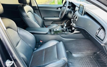 KIA Stinger I, 2018 год, 2 600 000 рублей, 10 фотография