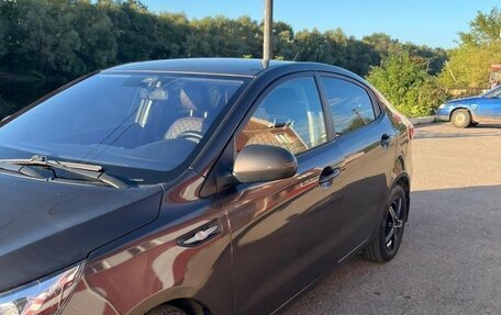 KIA Rio III рестайлинг, 2016 год, 950 000 рублей, 2 фотография