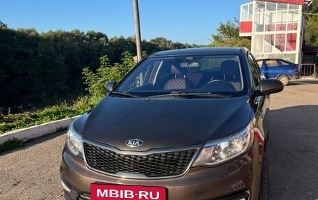 KIA Rio III рестайлинг, 2016 год, 950 000 рублей, 4 фотография