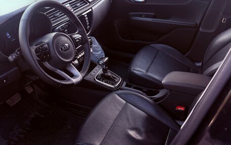 KIA Rio IV, 2018 год, 1 370 000 рублей, 14 фотография