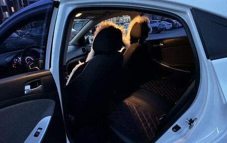 Hyundai Solaris II рестайлинг, 2013 год, 642 000 рублей, 10 фотография