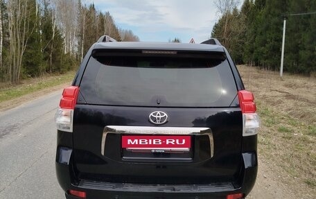 Toyota Land Cruiser Prado 150 рестайлинг 2, 2012 год, 3 000 000 рублей, 6 фотография