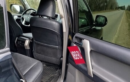 Toyota Land Cruiser Prado 150 рестайлинг 2, 2012 год, 3 000 000 рублей, 13 фотография