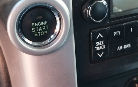 Toyota Land Cruiser Prado 150 рестайлинг 2, 2012 год, 3 000 000 рублей, 22 фотография