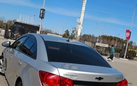 Chevrolet Cruze II, 2011 год, 730 000 рублей, 10 фотография