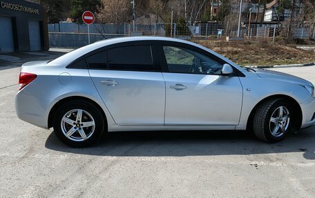 Chevrolet Cruze II, 2011 год, 730 000 рублей, 12 фотография