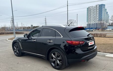 Infiniti QX70, 2015 год, 2 850 000 рублей, 6 фотография