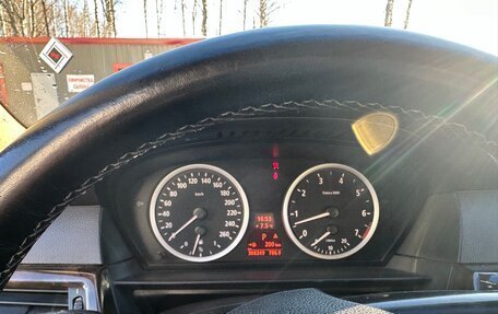 BMW 5 серия, 2004 год, 850 000 рублей, 11 фотография