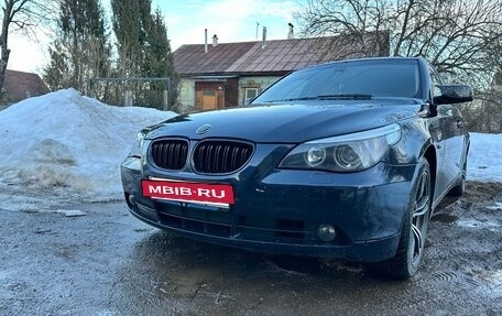BMW 5 серия, 2004 год, 850 000 рублей, 2 фотография