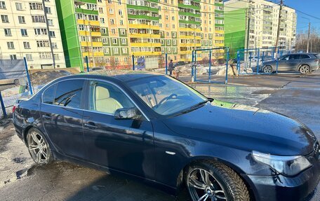 BMW 5 серия, 2004 год, 850 000 рублей, 16 фотография