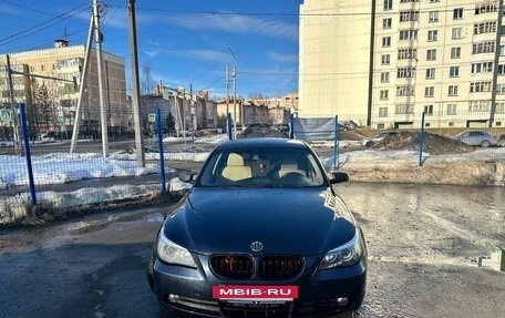 BMW 5 серия, 2004 год, 850 000 рублей, 15 фотография