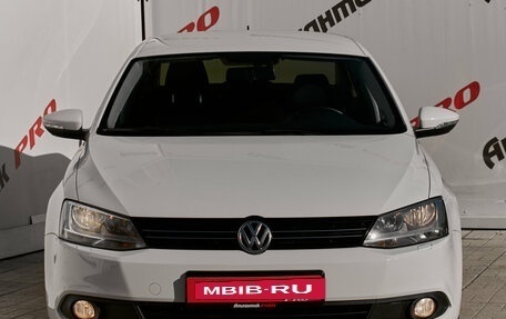 Volkswagen Jetta VI, 2014 год, 1 230 000 рублей, 2 фотография