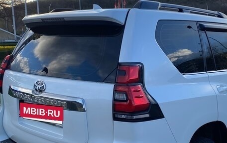 Toyota Land Cruiser Prado 150 рестайлинг 2, 2020 год, 7 200 000 рублей, 3 фотография