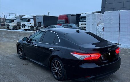 Toyota Camry, 2019 год, 2 320 000 рублей, 4 фотография