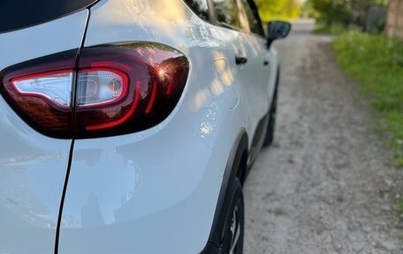 Renault Kaptur I рестайлинг, 2019 год, 1 200 000 рублей, 6 фотография