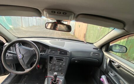 Volvo S60 III, 2002 год, 280 000 рублей, 11 фотография