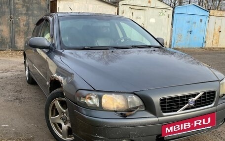 Volvo S60 III, 2002 год, 280 000 рублей, 3 фотография