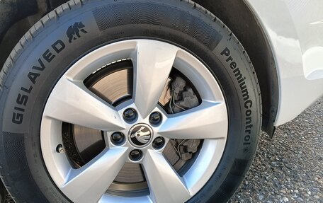 Skoda Rapid I, 2015 год, 1 300 000 рублей, 5 фотография