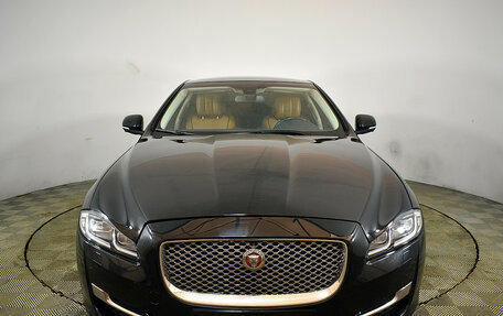 Jaguar XJ IV (X351), 2016 год, 1 950 000 рублей, 9 фотография