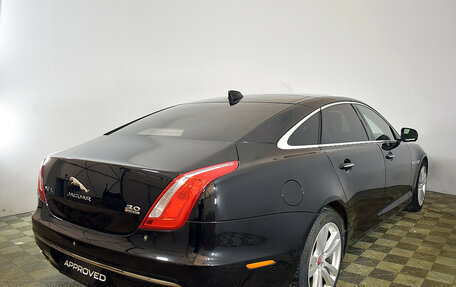 Jaguar XJ IV (X351), 2016 год, 1 950 000 рублей, 19 фотография