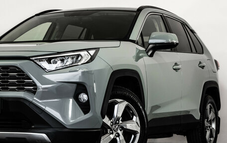 Toyota RAV4, 2020 год, 2 999 000 рублей, 2 фотография