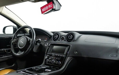 Jaguar XJ IV (X351), 2016 год, 1 950 000 рублей, 40 фотография