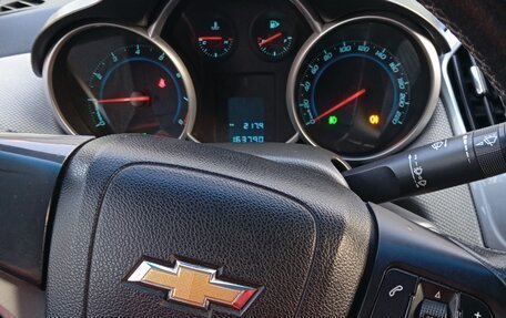 Chevrolet Cruze II, 2014 год, 700 000 рублей, 8 фотография