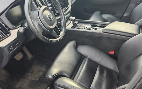 Volvo XC60 II, 2021 год, 4 990 000 рублей, 9 фотография