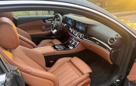 Mercedes-Benz E-Класс, 2022 год, 7 200 000 рублей, 10 фотография