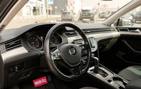 Volkswagen Passat B8 рестайлинг, 2017 год, 1 415 000 рублей, 5 фотография