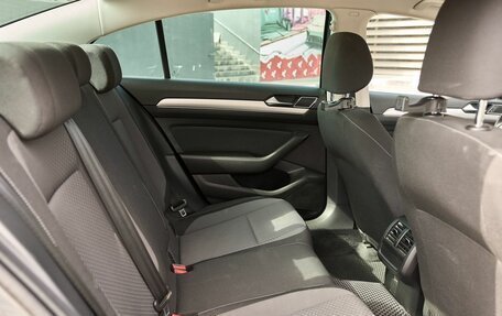 Volkswagen Passat B8 рестайлинг, 2017 год, 1 415 000 рублей, 7 фотография