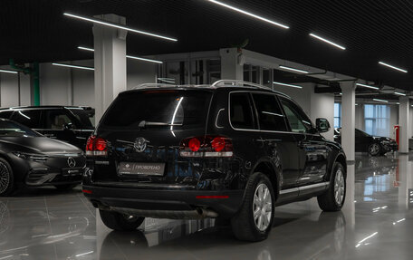 Volkswagen Touareg III, 2007 год, 880 000 рублей, 4 фотография