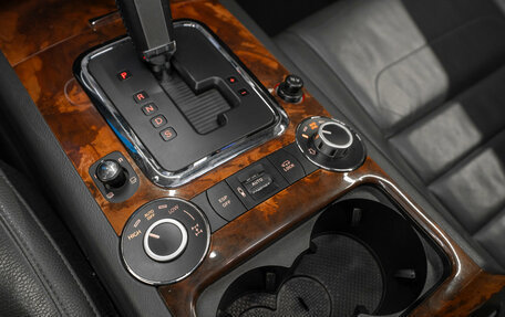 Volkswagen Touareg III, 2007 год, 880 000 рублей, 20 фотография